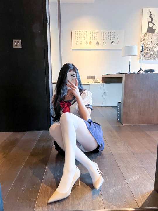 安乔乔 - 学姐来了.jpg